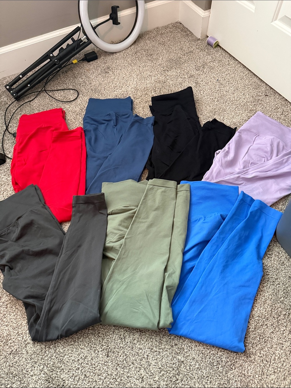Scrunch Butt leggings lot